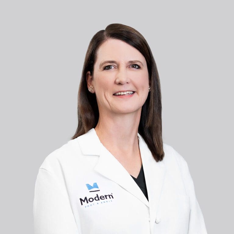 Headshot of Dr. Heather Wilson, a female podiatrist in Sarasota, Florida, known for her conservative care and podopediatrics.