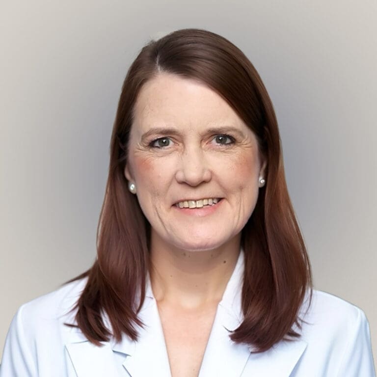 Headshot of Dr. Heather Wilson, a female podiatrist in Sarasota, Florida, known for her conservative care and podopediatrics.