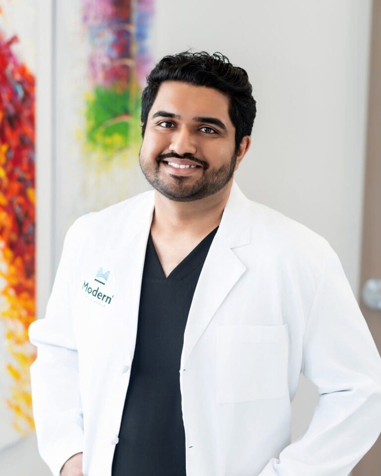 Dr. Divyesh Mehta, a male foot and ankle surgeon in Orlando, Florida